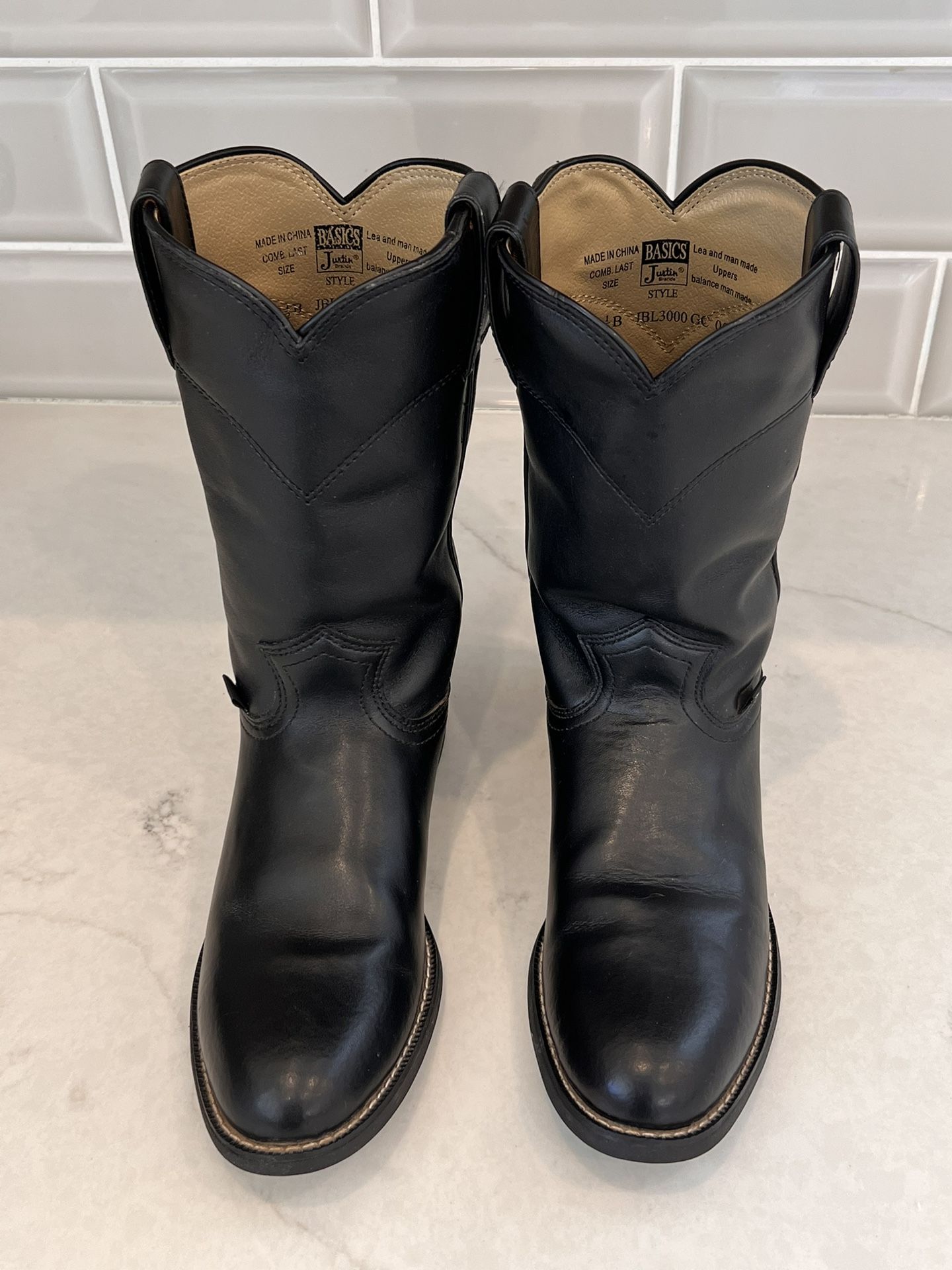 Justin Basics Roper Boots- Black, Women’s Size 7 1/2 B for Sale in ...