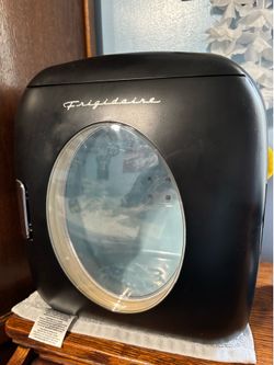 Frigidaire mini fridge
