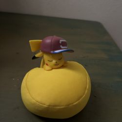 Pokémon Sleeping Pikachu With A Hat Figure