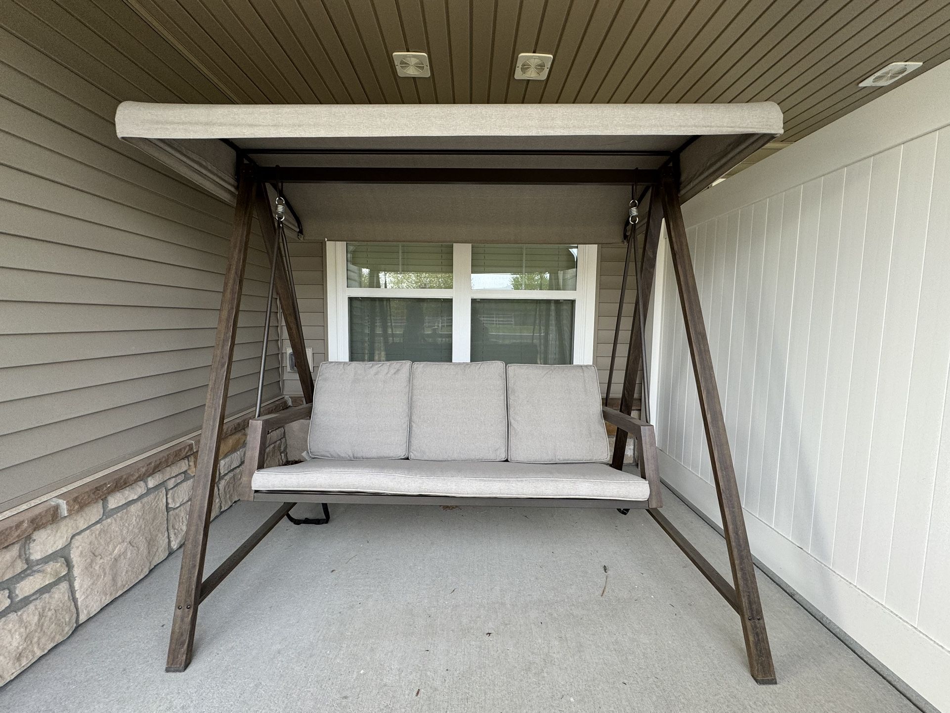 Outdoor Swing Set With Cushions