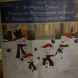 Christmas Snowman Family (600 LED - Set Of 4) - Reduced Price 🎄