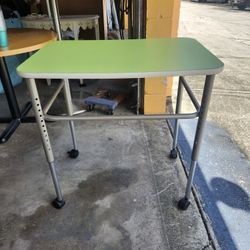 Adjustable Height Rollaround Desk 