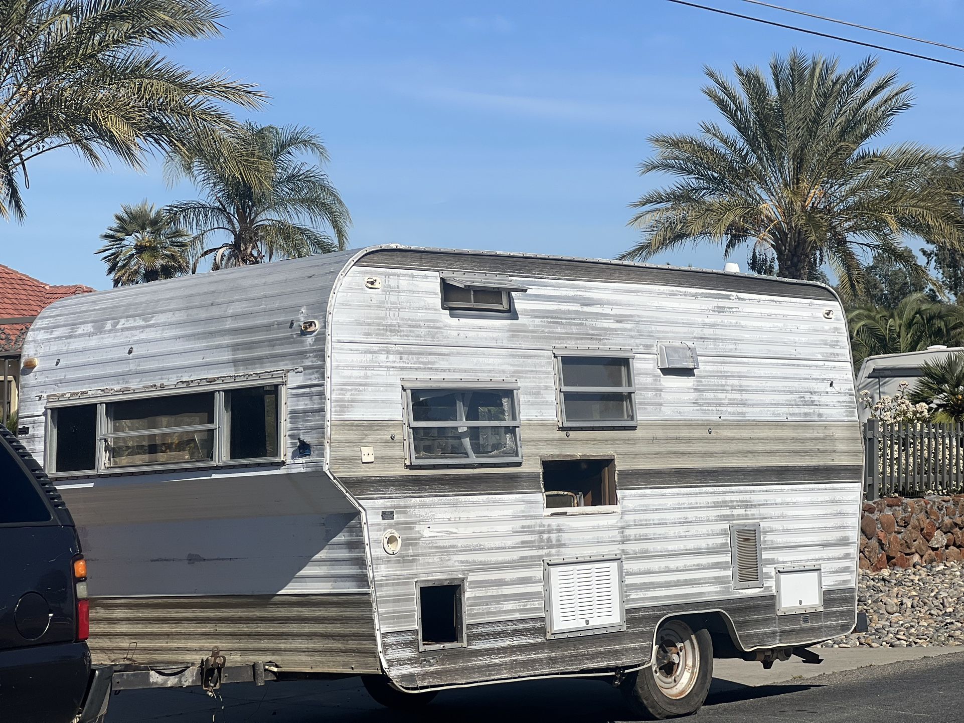 Vintage 1972 Red Dale Travel Trailer Tows Great