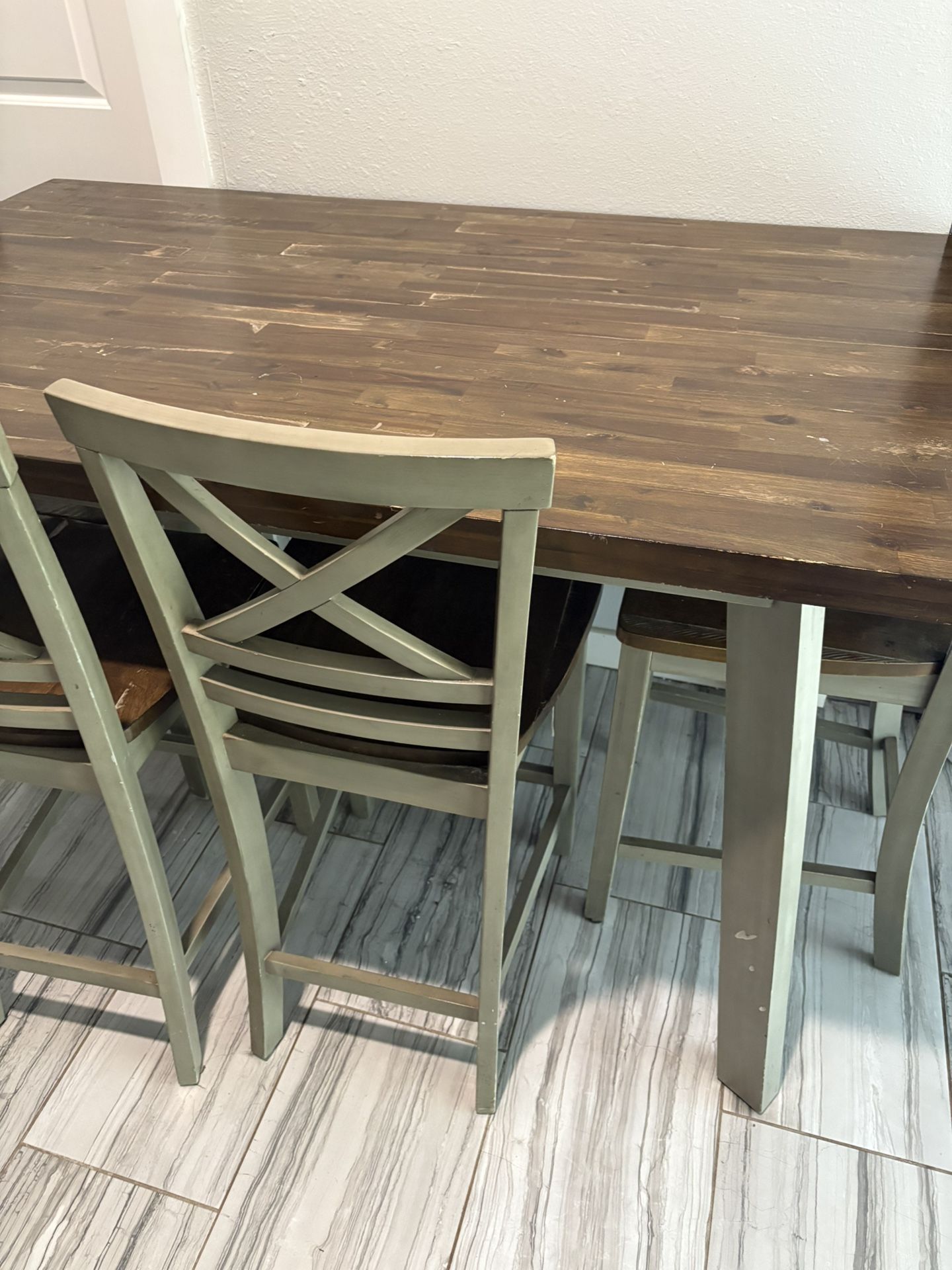 Dinner Table $$50