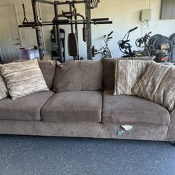 Single sofa
