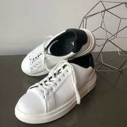 Zara Men's White Leather Sneakers With Black Accent flat shoes streetwear 41 EU us 8 8.5