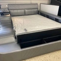 Bed Frame King Size Futurista🔥 OFERTA LIMITADA 👉 DELIVERY GRATIS 🔥.Preguntar Precio 