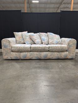 Vintage-Inspired Floral Pattern Three-Seater Sofa