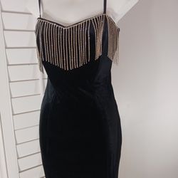 BLACK VELVET  DRESS   WITH REINSTONE FRINGE SIZE M REMOVABLE  STRAPS 95% POLYESTER 5 % SPANDEX