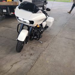 2018 Harley-Davidson FLTRXS Road Glide Special