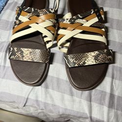 COLE HAAN leather sandal for women size 6.5 like new I accept offers