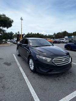2015 Ford Taurus