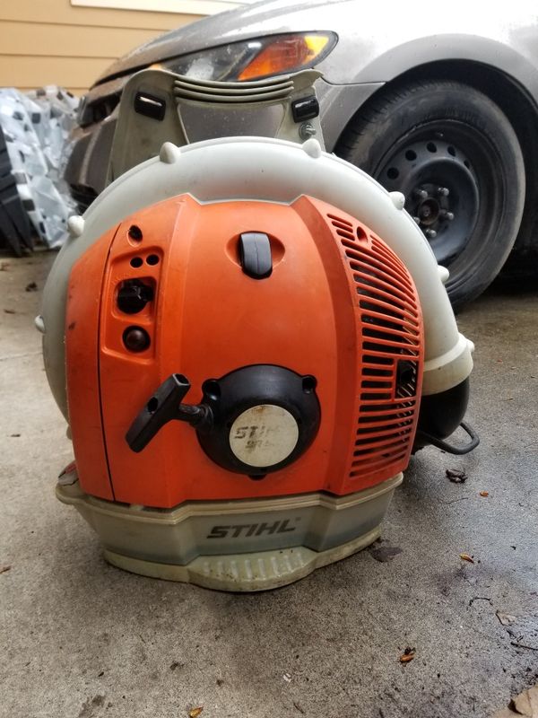 Stihl br550 commercial grade blower. for Sale in Seattle, WA OfferUp