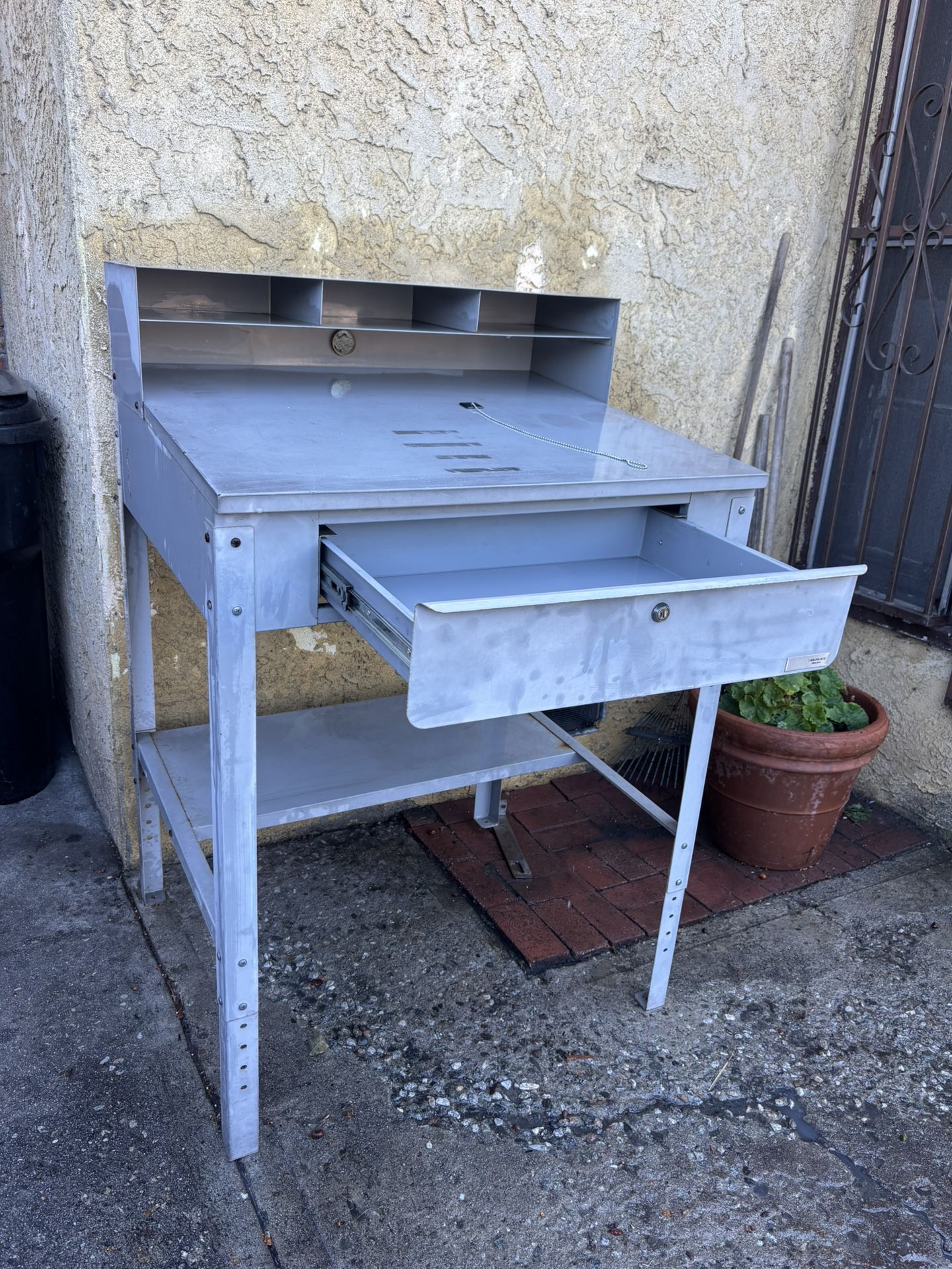 Metal warehouse desk