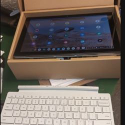 ASUS CM30 10.5 inch 2-in-1 Tablet WUXGA Touch Chromebook Laptop MediaTek Kompanio 520 8GB RAM 128GB