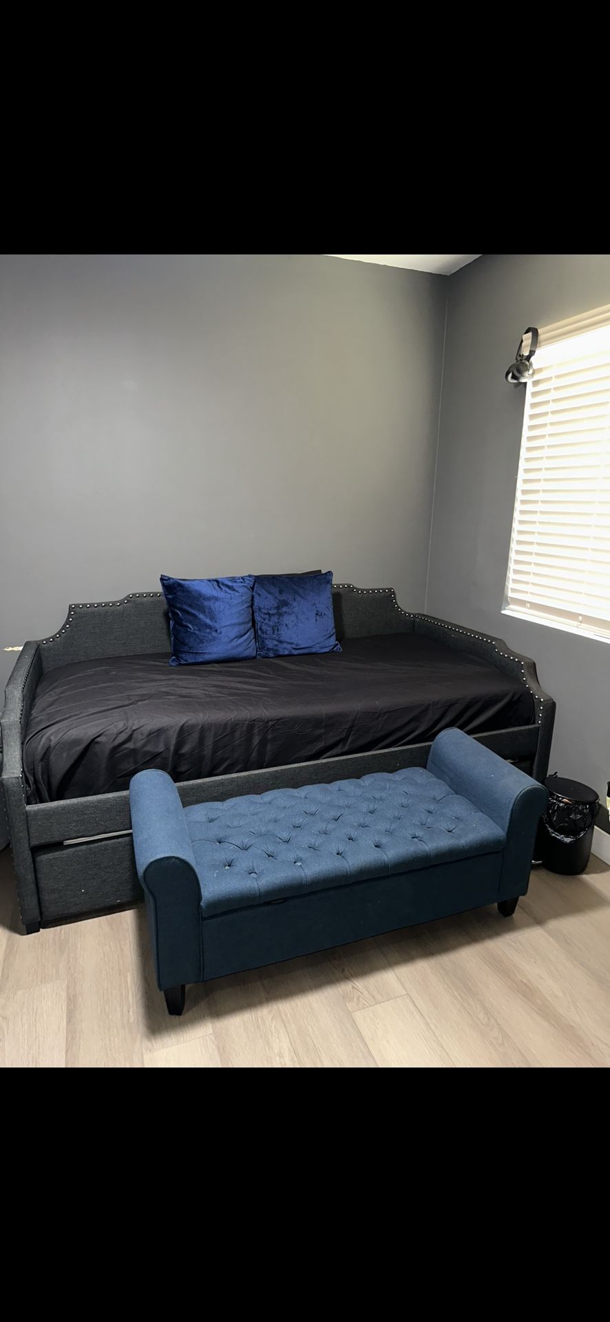 Litera, Banca Y Colchones Incluidos (Bunk Bed & Matress Included