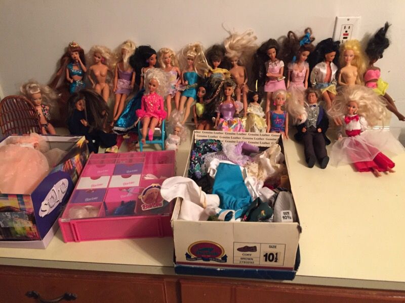 23 Barbie and Disney Princess Dolls and Accessories