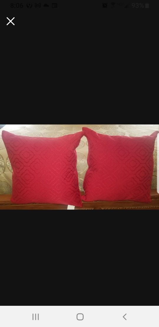 2 Red Pillows