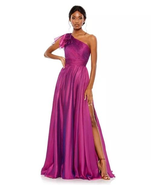 MAC DUGGAL
Women's Pleated One Shoulder Chiffon Gown