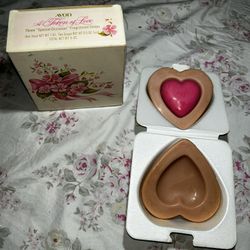 Vintage Avon A Token of Love Fragranced Soap Set - New in Box