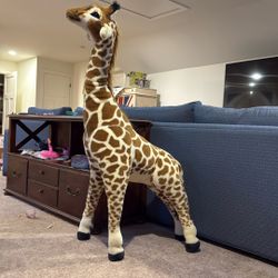 Melissa And Doug giraffe Plush