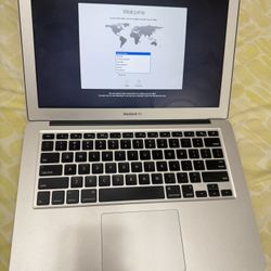 Mac Book Air 13’ 2014