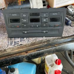 Heat And Air Conditioning Switch For A Audi
