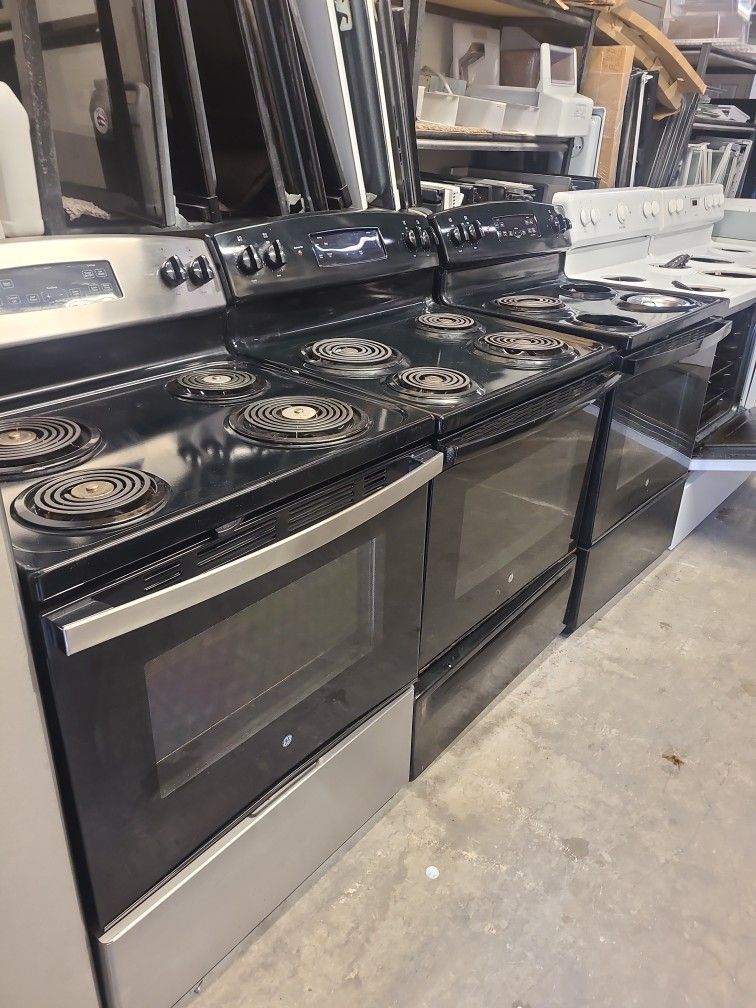 Black Electric Stoves