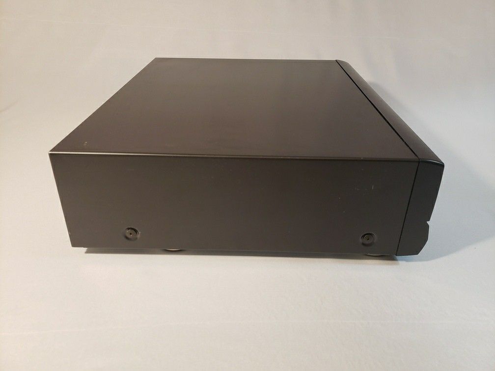 Technics SL-PD5 Stereo MASH CD Player 5-Disc Changer with Digital Output