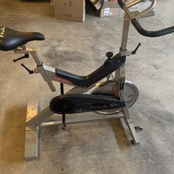 Star trac Spinning Exercise Bicycle