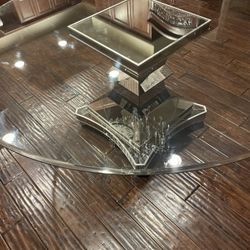 70” Round Glass Table Top