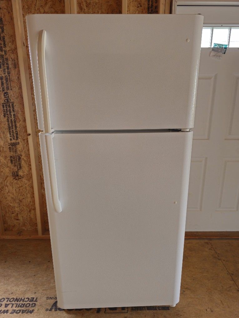 Frigidaire refrigerator