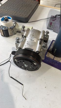 99-04 Ford Mustang AC Compressor