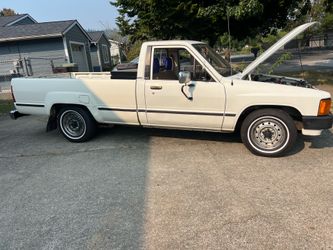 1984 Toyota Pick-Up