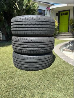 Bridgestone tires like new!