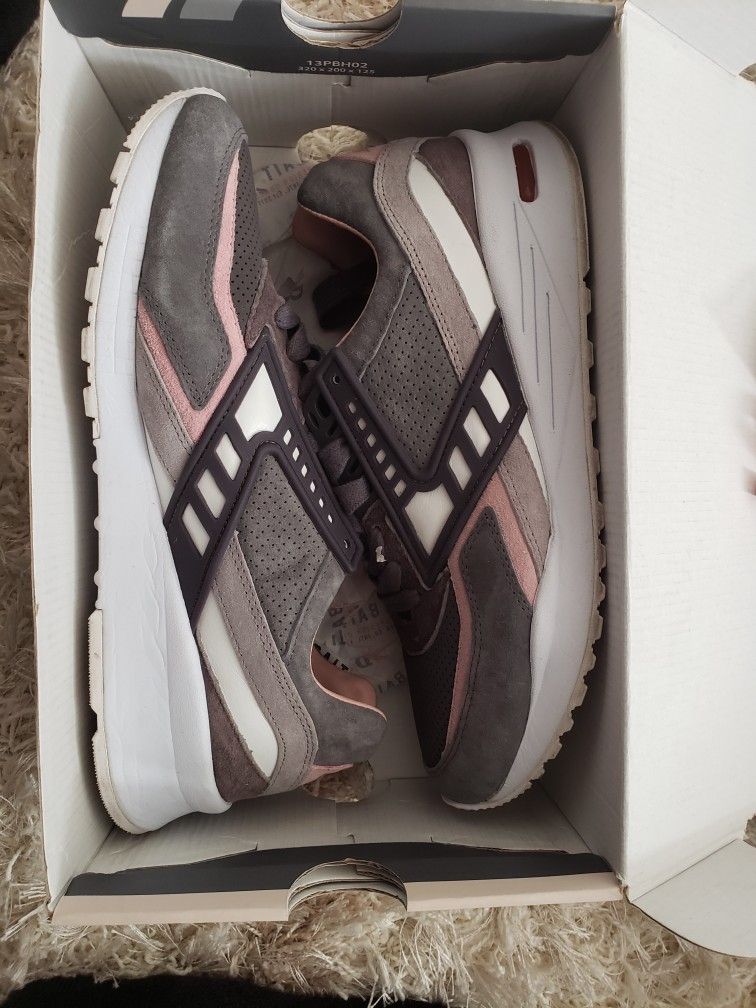 Brooks Regent Bait Rabbit Foot 