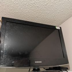TV for sale 30bucks