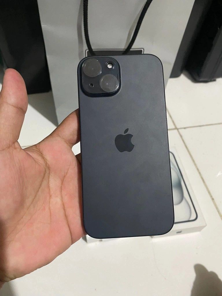 Rush Sale! iPhone 15 128GB Black β Factory Unlocked, No Issues!