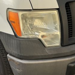 Ford F150 Right Side Headlight OEM (09-14)