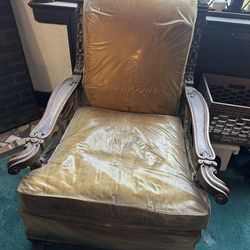 Lot Of 5 Antique Carved wood Arm Chairs. Like New ALL FOR ONLY $80