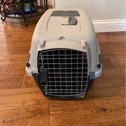 Pet Carrying Crate