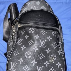 Louis Vuitton Men’s Cross Bag  & Fanny Pack style unisex Bag
