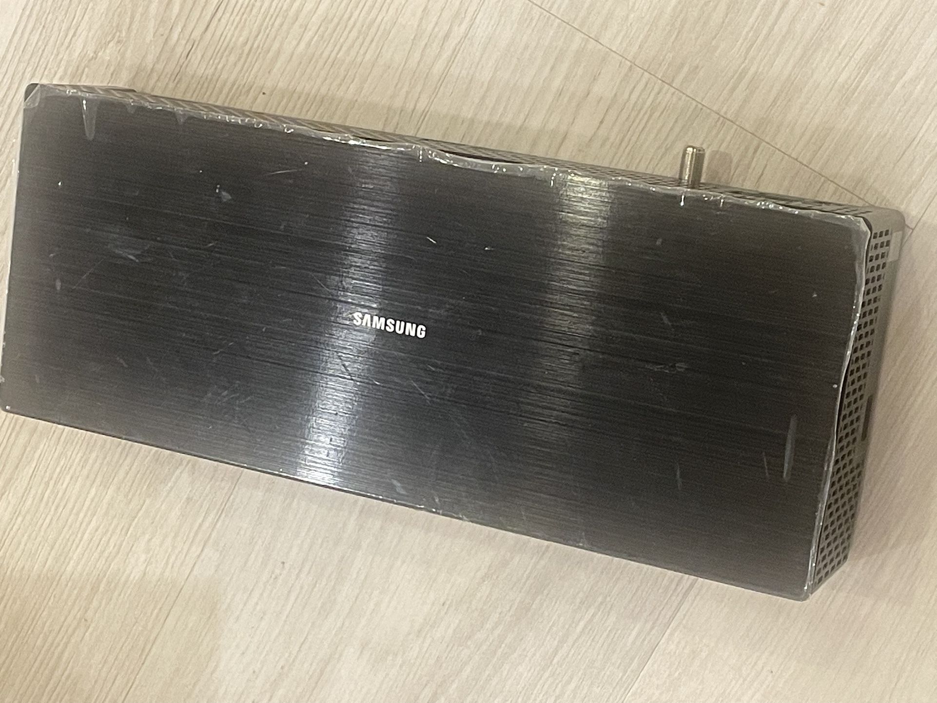 Samsung one connect Box