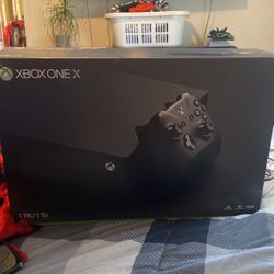 Xbox One X With 3 Wireless Controllers 