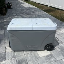 Large Grey Rubbermaid Cooler! 