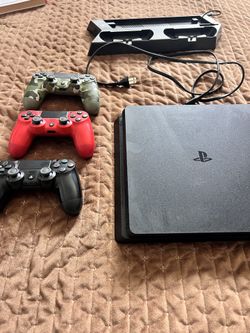 PS4