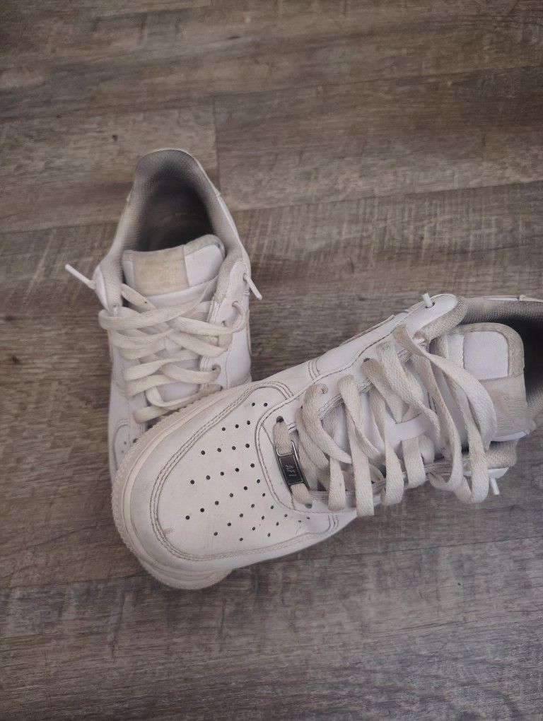 Used Size 8.5 Nike Air Force Ones !!