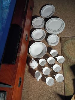 Dynasty fine china set
