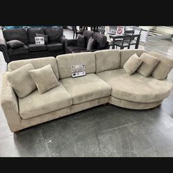 Sectional Set