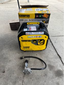 Champion Power Equipment 4500/3250-Watt Recoil Start Gasoline/Propane Powered Dual Fuel Inverter Generator with Quiet Technology and CO Shield